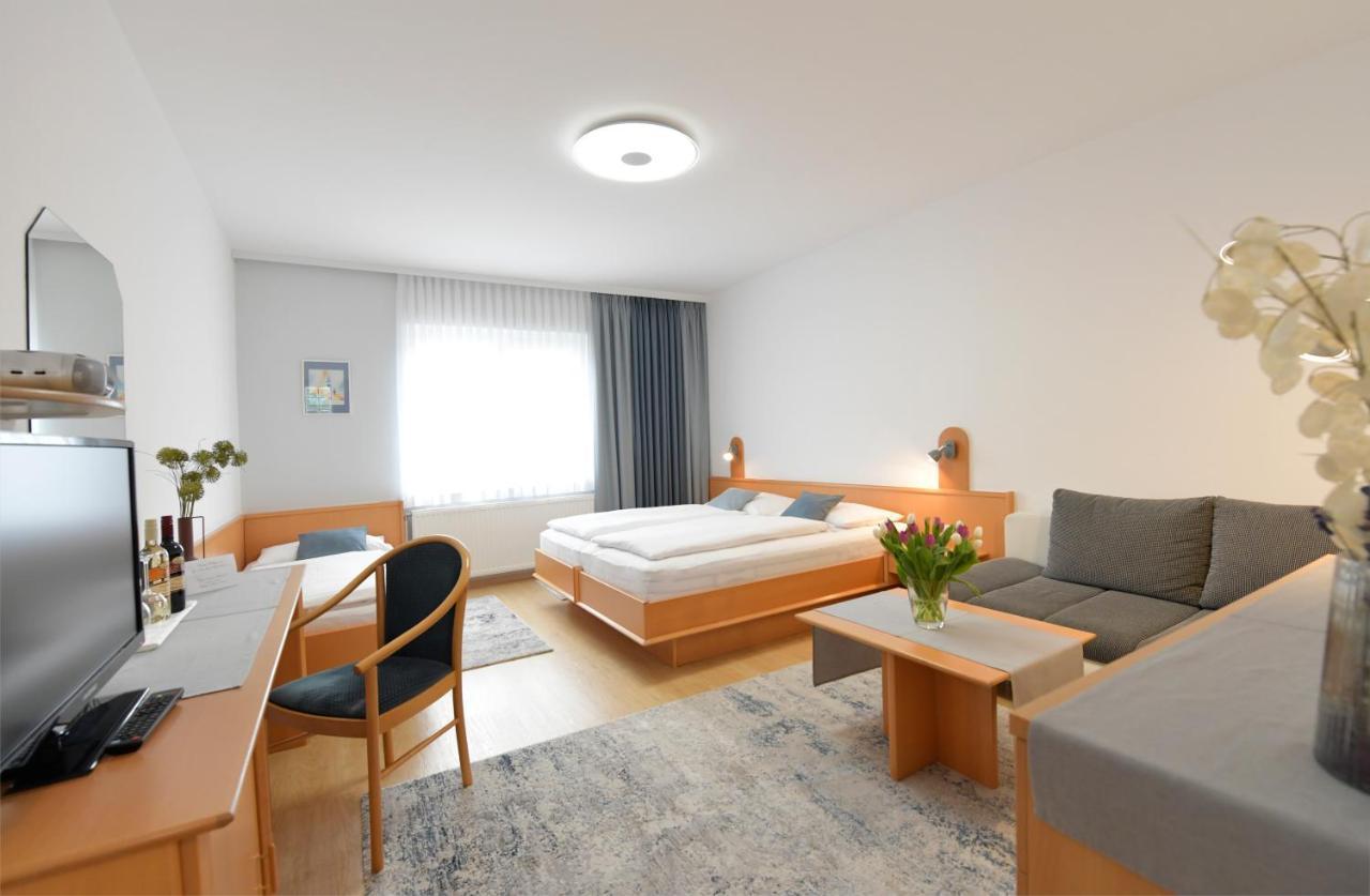 Nationalparkhof Gartner Weingut-Gastehaus Hotel Илмиц Екстериор снимка